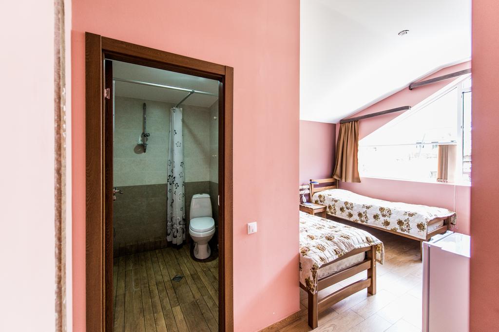 Guest House 15 คัซเบกี ภายนอก รูปภาพ